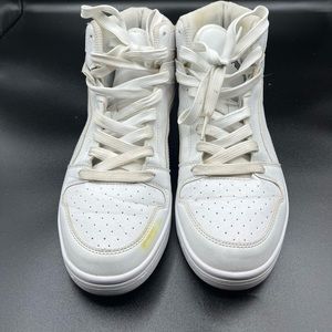 Mens Hi-Top Puma Pre-owned Size 8